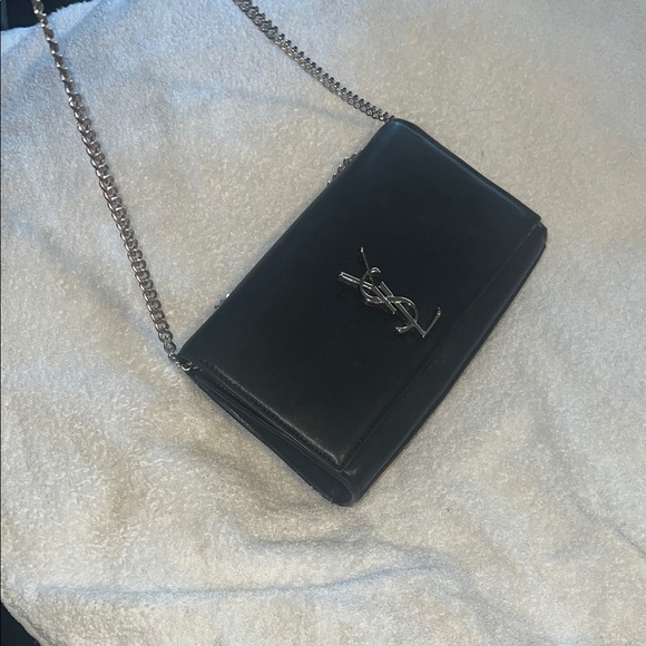Yves Saint Laurent Black Leather Crossbody with Silver Chain - Picture 5 of 7